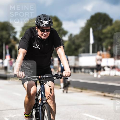 16.08.2026 - KN Förde Triathlon 2026 H.Heesch http://msf.ph/oto/9984751 16.08.2026 13:00:38 Radfahren 505, 557, 594, 707, 729, 746 meine-sportfotos.de