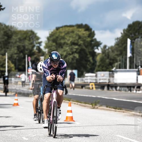 16.08.2026 - KN Förde Triathlon 2026 H.Heesch http://msf.ph/oto/9984760 16.08.2026 13:00:46 Radfahren 531, 533, 538, 552, 588, 590, 597, 607, 707, 734, 747 meine-sportfotos.de
