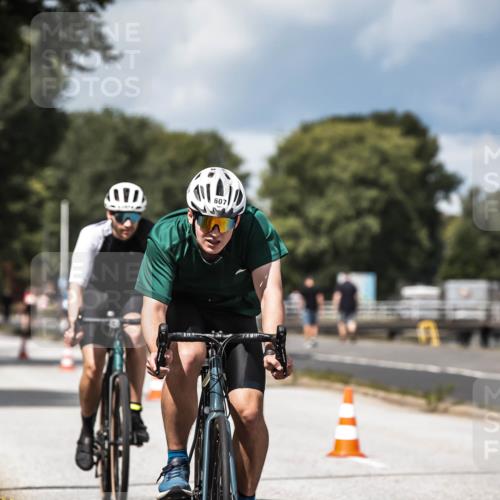 16.08.2026 - KN Förde Triathlon 2026 H.Heesch http://msf.ph/oto/9984773 16.08.2026 13:00:47 Radfahren 531, 533, 538, 552, 588, 590, 597, 607, 734, 747 meine-sportfotos.de