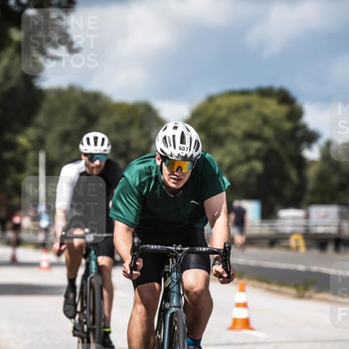 16.08.2026 - KN Förde Triathlon 2026 H.Heesch http://msf.ph/oto/9984776 16.08.2026 13:00:47 Radfahren 531, 533, 538, 552, 588, 590, 597, 607, 734, 747 meine-sportfotos.de