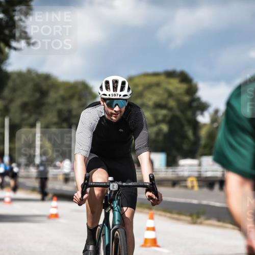16.08.2026 - KN Förde Triathlon 2026 H.Heesch http://msf.ph/oto/9984782 16.08.2026 13:00:48 Radfahren 531, 533, 538, 552, 588, 590, 597, 607, 734, 747 meine-sportfotos.de