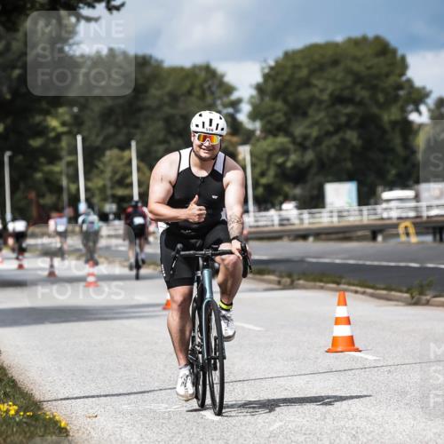 16.08.2026 - KN Förde Triathlon 2026 H.Heesch http://msf.ph/oto/9984826 16.08.2026 13:01:09 Radfahren 596 meine-sportfotos.de