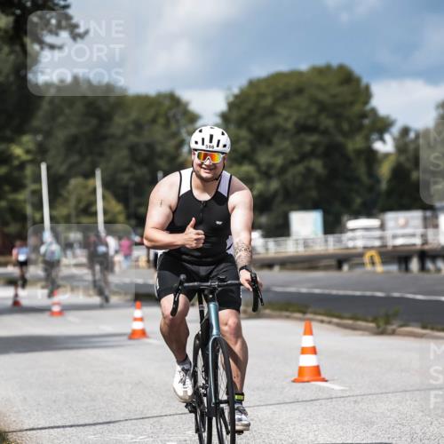 16.08.2026 - KN Förde Triathlon 2026 H.Heesch http://msf.ph/oto/9984831 16.08.2026 13:01:09 Radfahren 596 meine-sportfotos.de