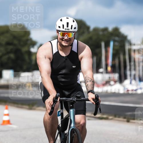 16.08.2026 - KN Förde Triathlon 2026 H.Heesch http://msf.ph/oto/9984850 16.08.2026 13:01:10 Radfahren 549, 574, 596, 739 meine-sportfotos.de