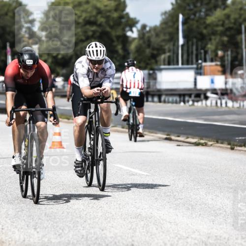 16.08.2026 - KN Förde Triathlon 2026 H.Heesch http://msf.ph/oto/9984888 16.08.2026 13:01:38 Radfahren 541, 575, 606, 703, 710 meine-sportfotos.de
