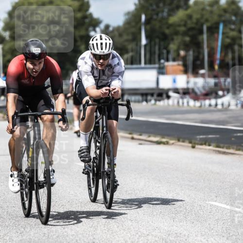16.08.2026 - KN Förde Triathlon 2026 H.Heesch http://msf.ph/oto/9984894 16.08.2026 13:01:38 Radfahren 541, 575, 606, 703, 710 meine-sportfotos.de