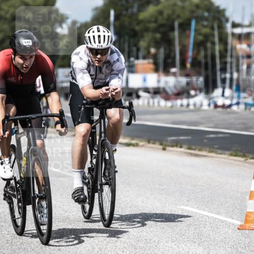 16.08.2026 - KN Förde Triathlon 2026 H.Heesch http://msf.ph/oto/9984897 16.08.2026 13:01:38 Radfahren 541, 575, 606, 703, 710 meine-sportfotos.de