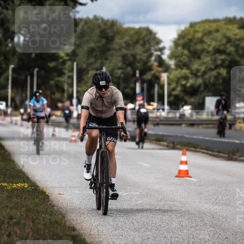 16.08.2026 - KN Förde Triathlon 2026 H.Heesch http://msf.ph/oto/9984943 16.08.2026 13:01:56 Radfahren 532, 719, 730, 731, 738 meine-sportfotos.de