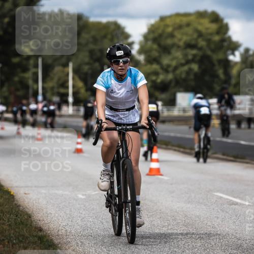 16.08.2026 - KN Förde Triathlon 2026 H.Heesch http://msf.ph/oto/9984970 16.08.2026 13:02:00 Radfahren 717, 730, 731 meine-sportfotos.de