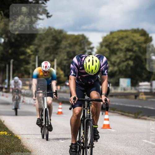 16.08.2026 - KN Förde Triathlon 2026 H.Heesch http://msf.ph/oto/9984998 16.08.2026 13:02:18 Radfahren 553, 555, 558, 732 meine-sportfotos.de