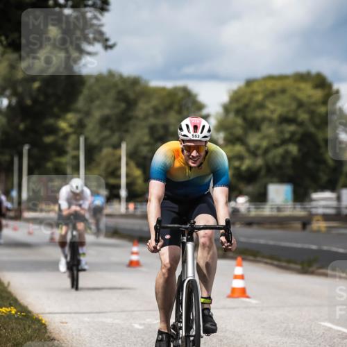 16.08.2026 - KN Förde Triathlon 2026 H.Heesch http://msf.ph/oto/9985002 16.08.2026 13:02:18 Radfahren 553, 555, 558, 732 meine-sportfotos.de