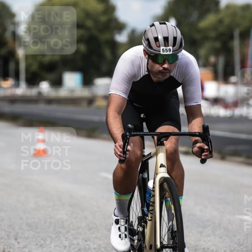 16.08.2026 - KN Förde Triathlon 2026 H.Heesch http://msf.ph/oto/9985024 16.08.2026 13:02:24 Radfahren 555, 559, 705, 742 meine-sportfotos.de