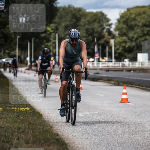 16.08.2026 - KN Förde Triathlon 2026 H.Heesch http://msf.ph/oto/9985027 16.08.2026 13:02:28 Radfahren 506, 604, 705, 708 meine-sportfotos.de