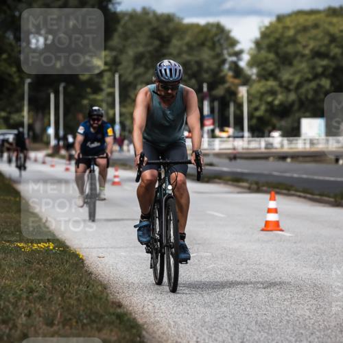 16.08.2026 - KN Förde Triathlon 2026 H.Heesch http://msf.ph/oto/9985030 16.08.2026 13:02:28 Radfahren 506, 604, 705, 708 meine-sportfotos.de