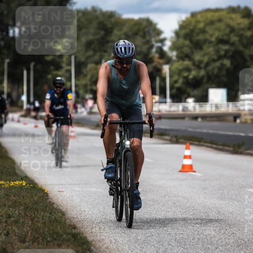 16.08.2026 - KN Förde Triathlon 2026 H.Heesch http://msf.ph/oto/9985034 16.08.2026 13:02:29 Radfahren 506, 604, 705, 708 meine-sportfotos.de