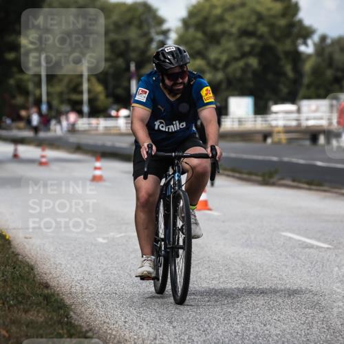 16.08.2026 - KN Förde Triathlon 2026 H.Heesch http://msf.ph/oto/9985039 16.08.2026 13:02:31 Radfahren 506, 604, 705, 708 meine-sportfotos.de