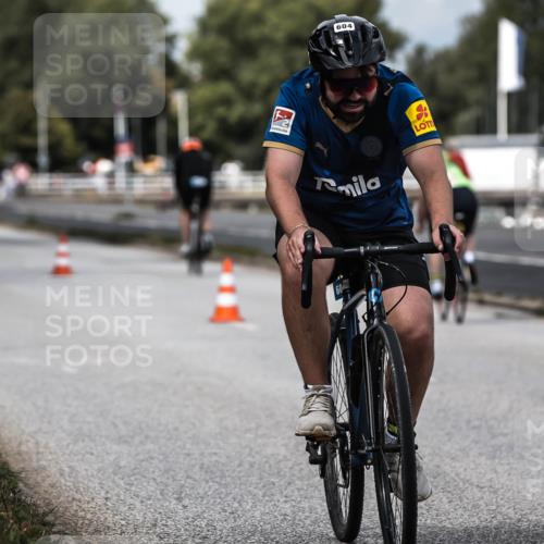 16.08.2026 - KN Förde Triathlon 2026 H.Heesch http://msf.ph/oto/9985050 16.08.2026 13:02:32 Radfahren 506, 604, 705, 708 meine-sportfotos.de