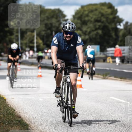 16.08.2026 - KN Förde Triathlon 2026 H.Heesch http://msf.ph/oto/9985054 16.08.2026 13:02:37 Radfahren 502, 505, 599, 707 meine-sportfotos.de