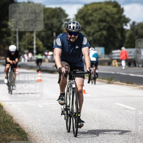 16.08.2026 - KN Förde Triathlon 2026 H.Heesch http://msf.ph/oto/9985055 16.08.2026 13:02:37 Radfahren 502, 505, 599, 707 meine-sportfotos.de