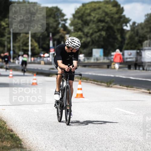16.08.2026 - KN Förde Triathlon 2026 H.Heesch http://msf.ph/oto/9985062 16.08.2026 13:02:39 Radfahren 502, 505, 557, 599, 707 meine-sportfotos.de