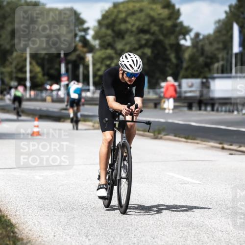 16.08.2026 - KN Förde Triathlon 2026 H.Heesch http://msf.ph/oto/9985066 16.08.2026 13:02:39 Radfahren 502, 505, 557, 599, 707 meine-sportfotos.de
