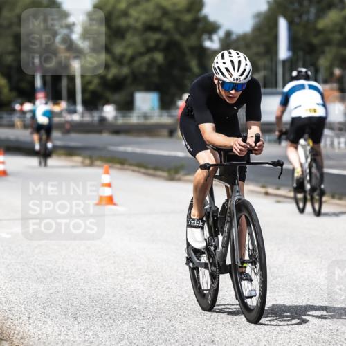 16.08.2026 - KN Förde Triathlon 2026 H.Heesch http://msf.ph/oto/9985072 16.08.2026 13:02:39 Radfahren 502, 505, 557, 599, 707 meine-sportfotos.de