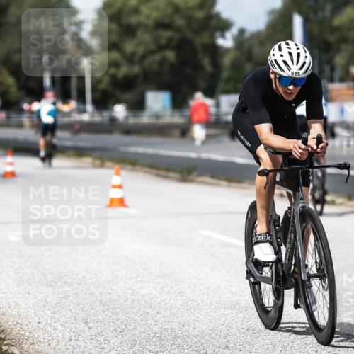 16.08.2026 - KN Förde Triathlon 2026 H.Heesch http://msf.ph/oto/9985074 16.08.2026 13:02:39 Radfahren 502, 505, 557, 599, 707 meine-sportfotos.de