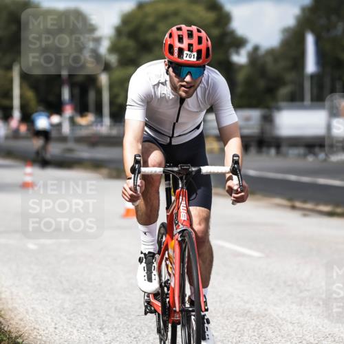 16.08.2026 - KN Förde Triathlon 2026 H.Heesch http://msf.ph/oto/9985107 16.08.2026 13:02:45 Radfahren 557, 701, 707 meine-sportfotos.de