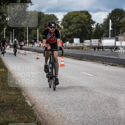 16.08.2026 - KN Förde Triathlon 2026 H.Heesch http://msf.ph/oto/9985111 16.08.2026 13:02:59 Radfahren 508, 512, 587, 702, 736 meine-sportfotos.de