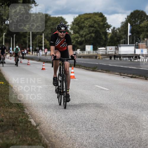 16.08.2026 - KN Förde Triathlon 2026 H.Heesch http://msf.ph/oto/9985112 16.08.2026 13:02:59 Radfahren 508, 512, 587, 702, 736 meine-sportfotos.de