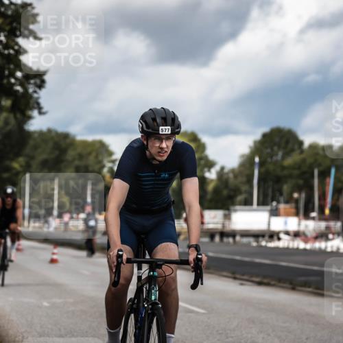 16.08.2026 - KN Förde Triathlon 2026 H.Heesch http://msf.ph/oto/9985134 16.08.2026 13:03:05 Radfahren 577, 588, 609, 702 meine-sportfotos.de