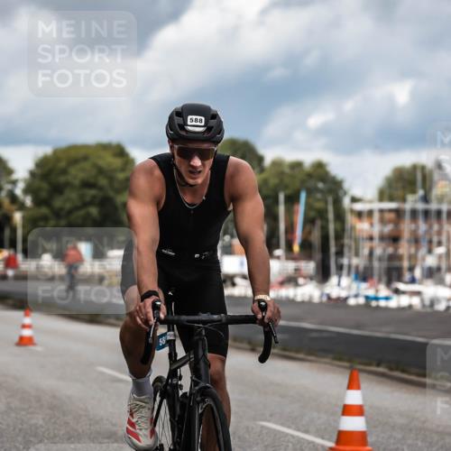 16.08.2026 - KN Förde Triathlon 2026 H.Heesch http://msf.ph/oto/9985147 16.08.2026 13:03:08 Radfahren 577, 588, 609, 747 meine-sportfotos.de