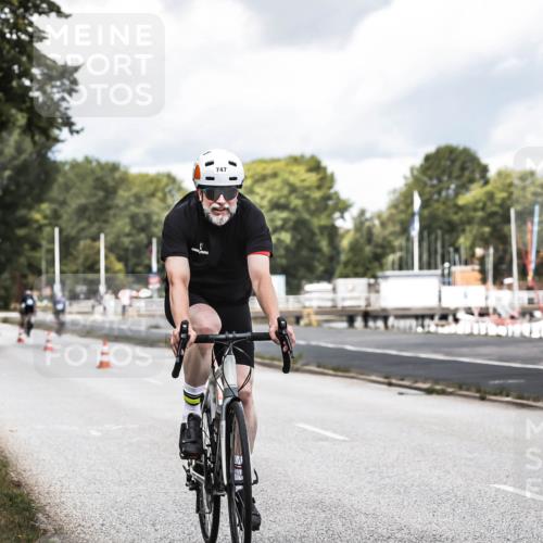 16.08.2026 - KN Förde Triathlon 2026 H.Heesch http://msf.ph/oto/9985155 16.08.2026 13:03:12 Radfahren 706, 747 meine-sportfotos.de