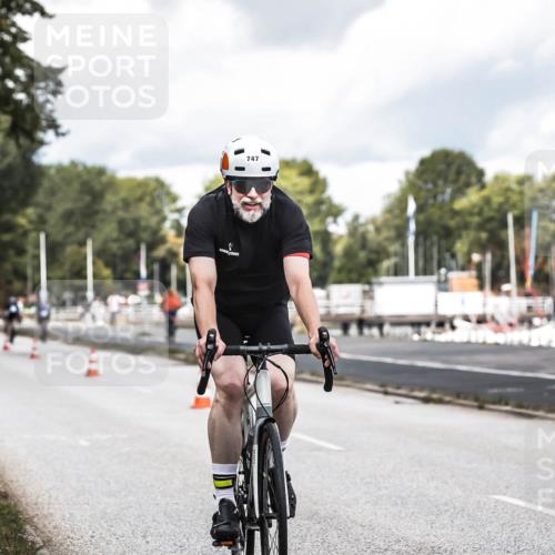 16.08.2026 - KN Förde Triathlon 2026 H.Heesch http://msf.ph/oto/9985158 16.08.2026 13:03:12 Radfahren 706, 747 meine-sportfotos.de