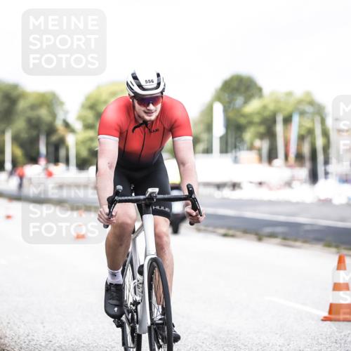 16.08.2026 - KN Förde Triathlon 2026 H.Heesch http://msf.ph/oto/9985167 16.08.2026 13:03:18 Radfahren 533, 538, 544, 556, 706 meine-sportfotos.de