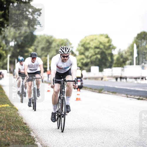 16.08.2026 - KN Förde Triathlon 2026 H.Heesch http://msf.ph/oto/9985172 16.08.2026 13:03:21 Radfahren 533, 538, 544, 556, 569 meine-sportfotos.de