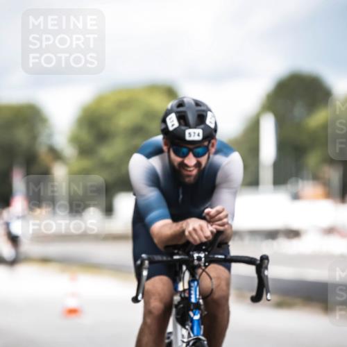 16.08.2026 - KN Förde Triathlon 2026 H.Heesch http://msf.ph/oto/9985204 16.08.2026 13:03:36 Radfahren 504, 518, 523, 531, 535, 548, 549, 573, 574 meine-sportfotos.de
