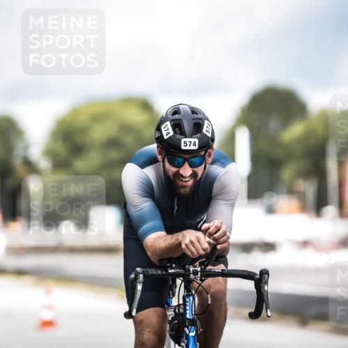 16.08.2026 - KN Förde Triathlon 2026 H.Heesch http://msf.ph/oto/9985205 16.08.2026 13:03:36 Radfahren 504, 518, 523, 531, 535, 548, 549, 573, 574 meine-sportfotos.de