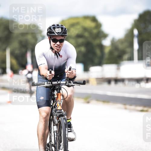 16.08.2026 - KN Förde Triathlon 2026 H.Heesch http://msf.ph/oto/9985226 16.08.2026 13:03:41 Radfahren 535, 546, 548, 567, 585, 734 meine-sportfotos.de