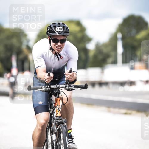 16.08.2026 - KN Förde Triathlon 2026 H.Heesch http://msf.ph/oto/9985229 16.08.2026 13:03:41 Radfahren 535, 546, 548, 567, 585, 734 meine-sportfotos.de