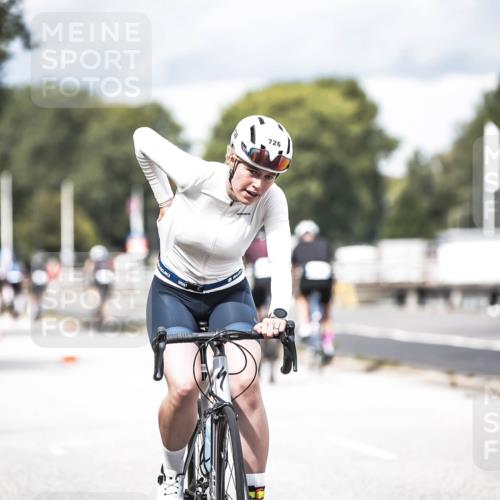 16.08.2026 - KN Förde Triathlon 2026 H.Heesch http://msf.ph/oto/9985269 16.08.2026 13:03:50 Radfahren 561, 580, 726, 739 meine-sportfotos.de