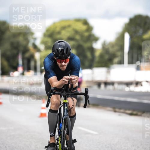 16.08.2026 - KN Förde Triathlon 2026 H.Heesch http://msf.ph/oto/9985310 16.08.2026 13:04:00 Radfahren 503, 539, 608, 703, 719, 733 meine-sportfotos.de