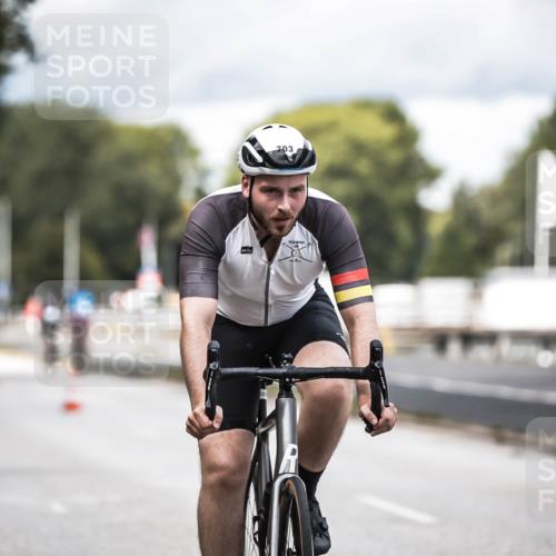 16.08.2026 - KN Förde Triathlon 2026 H.Heesch http://msf.ph/oto/9985336 16.08.2026 13:04:05 Radfahren 514, 532, 542, 545, 608, 703 meine-sportfotos.de