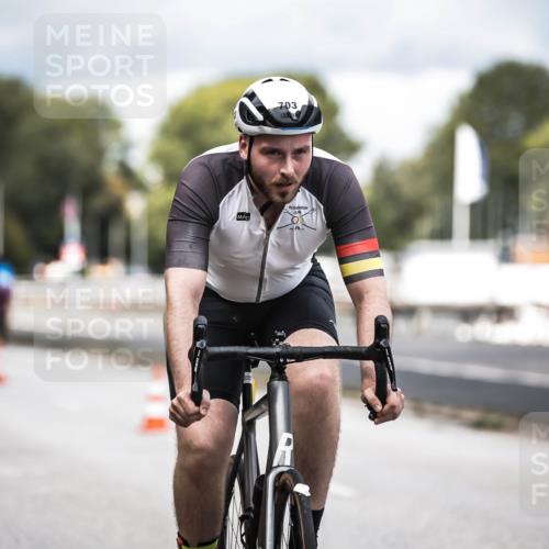 16.08.2026 - KN Förde Triathlon 2026 H.Heesch http://msf.ph/oto/9985339 16.08.2026 13:04:05 Radfahren 514, 532, 542, 545, 608, 703 meine-sportfotos.de