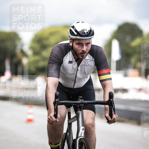 16.08.2026 - KN Förde Triathlon 2026 H.Heesch http://msf.ph/oto/9985341 16.08.2026 13:04:05 Radfahren 514, 532, 542, 545, 608, 703 meine-sportfotos.de