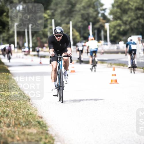 16.08.2026 - KN Förde Triathlon 2026 H.Heesch http://msf.ph/oto/9985385 16.08.2026 13:04:22 Radfahren 575 meine-sportfotos.de