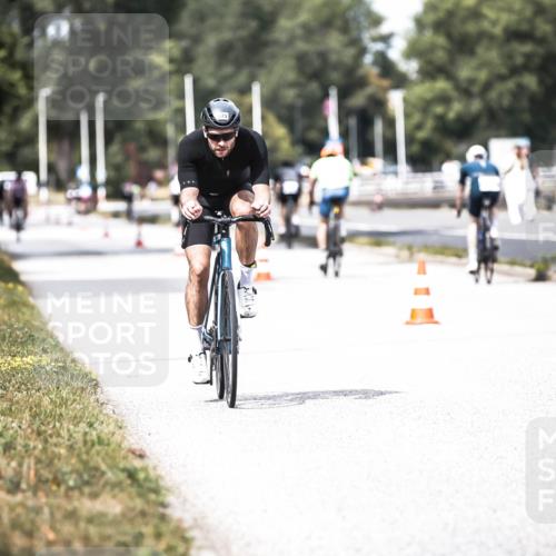 16.08.2026 - KN Förde Triathlon 2026 H.Heesch http://msf.ph/oto/9985387 16.08.2026 13:04:22 Radfahren 575 meine-sportfotos.de