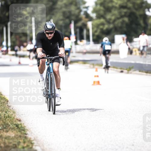 16.08.2026 - KN Förde Triathlon 2026 H.Heesch http://msf.ph/oto/9985392 16.08.2026 13:04:22 Radfahren 575 meine-sportfotos.de