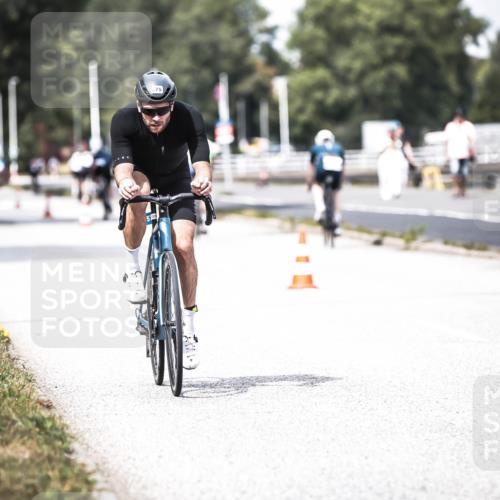 16.08.2026 - KN Förde Triathlon 2026 H.Heesch http://msf.ph/oto/9985394 16.08.2026 13:04:22 Radfahren 575 meine-sportfotos.de