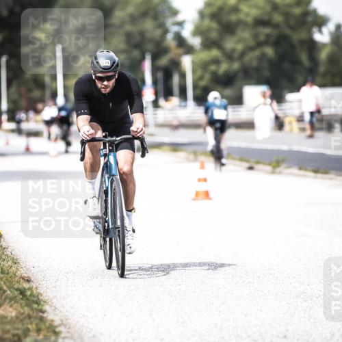 16.08.2026 - KN Förde Triathlon 2026 H.Heesch http://msf.ph/oto/9985395 16.08.2026 13:04:22 Radfahren 575 meine-sportfotos.de